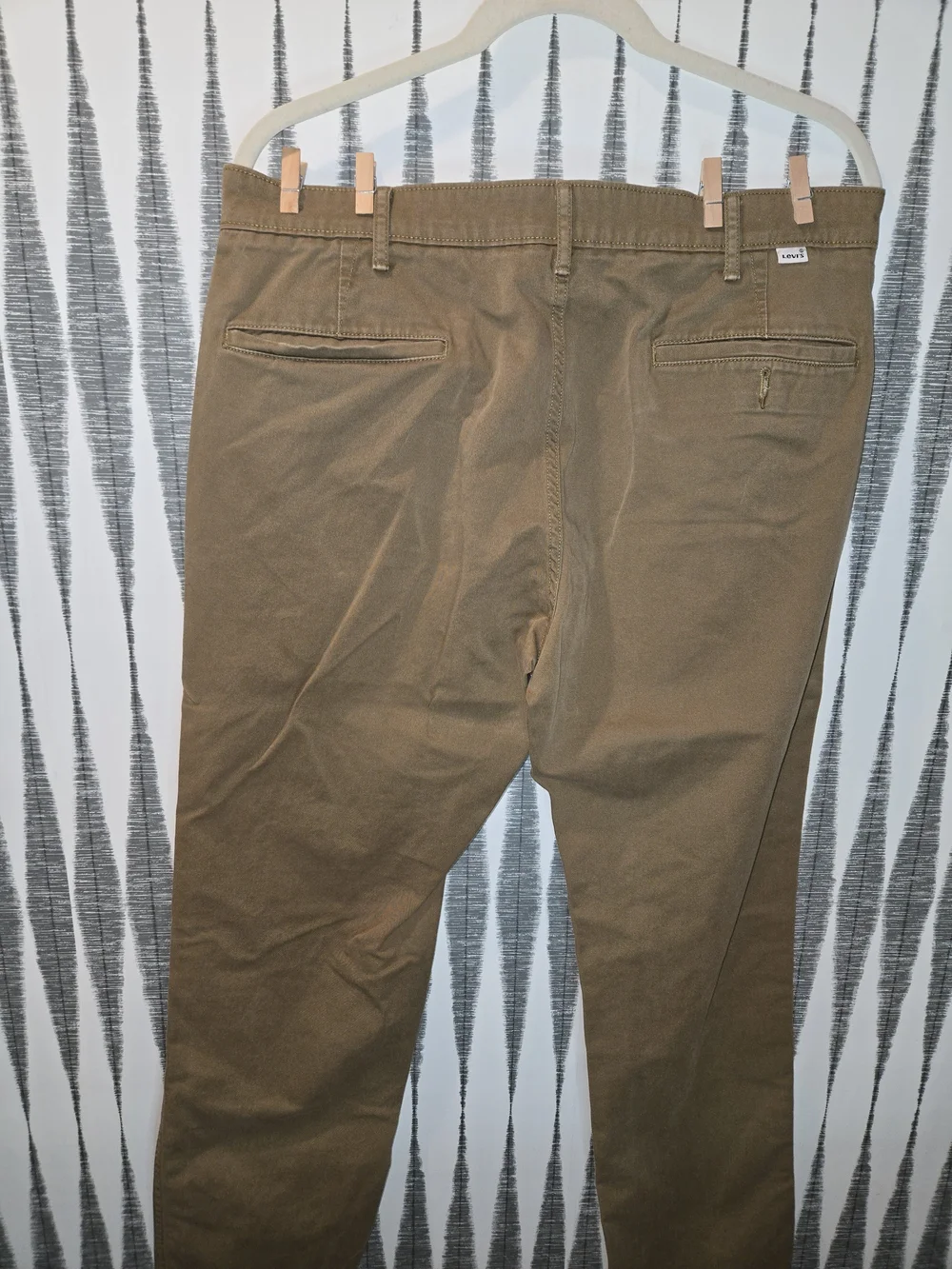 Levi’s Two Horse Brand Men’s Khaki Brown Chino Pants Straight Leg Size 34x34